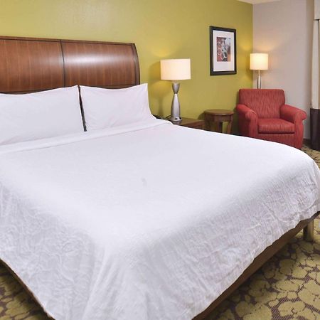 Hilton Garden Inn Indianapolis/Carmel Exterior foto